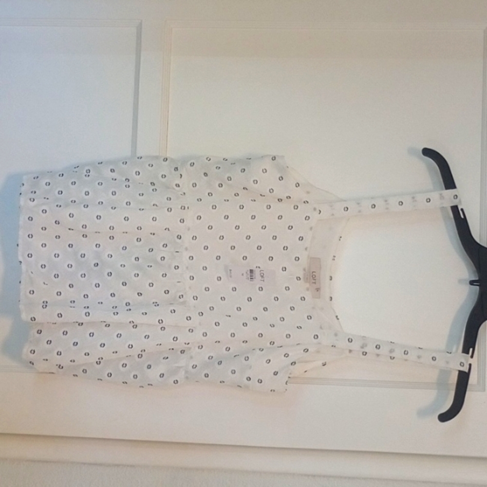 NWT Loft Eyelet Clip Peplum Cami